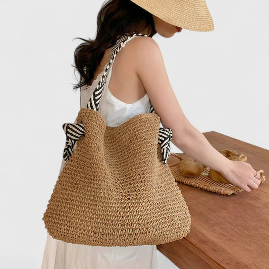Victoria | Free-Spirited Shoulder Bag