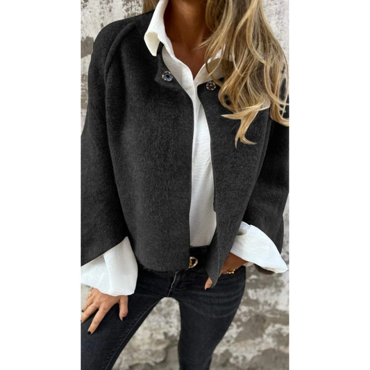 Lola | Refined Coat with Timeless Charm