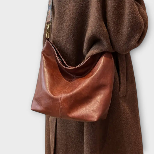 Megan | Shoulder Bag with Distinctive Strap