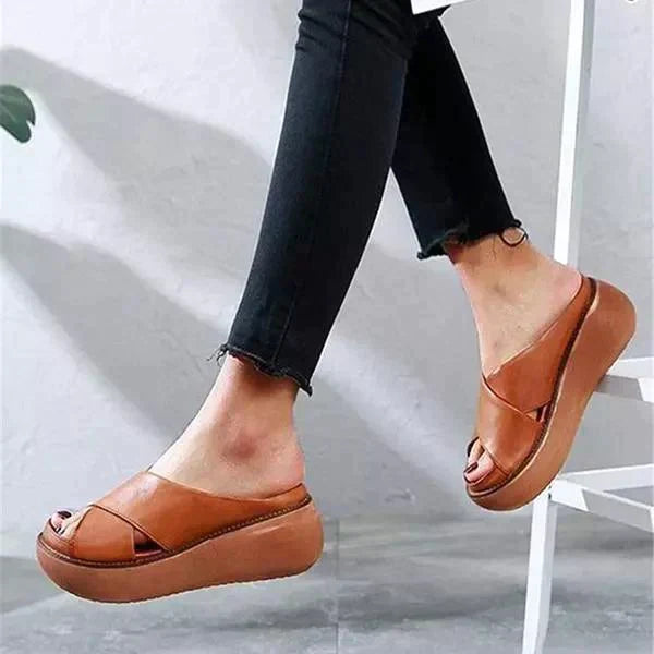 Serena | Women's Flat Cushioned Sandals