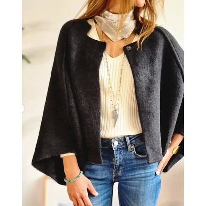 Lola | Refined Coat with Timeless Charm