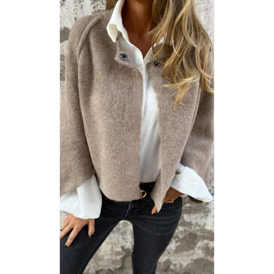 Lola | Refined Coat with Timeless Charm