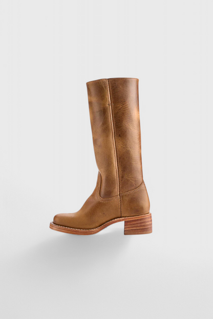 Lauren | Modern Timeless Boots for All-Season Wear