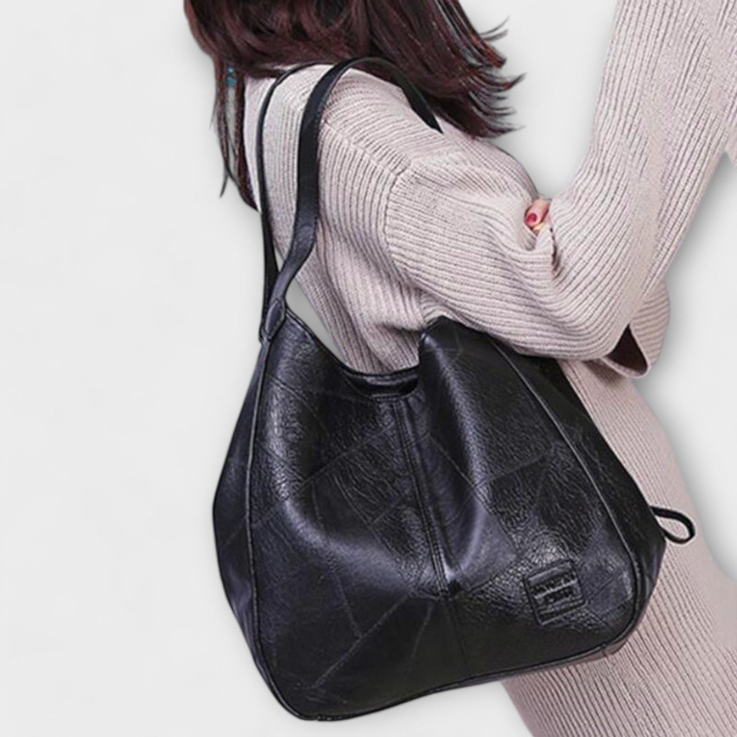 Cecilia | Shoulder Bag with Enduring Design