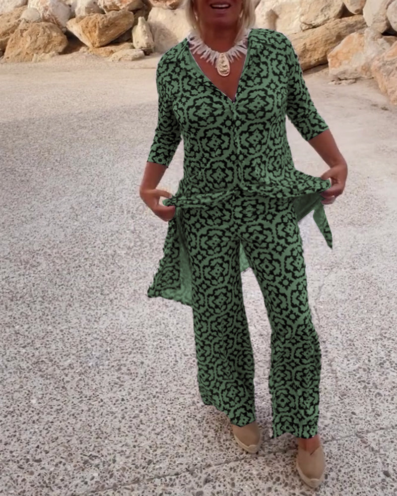 Ruth | Women's Printed Two-Piece Set Blouse and Pants