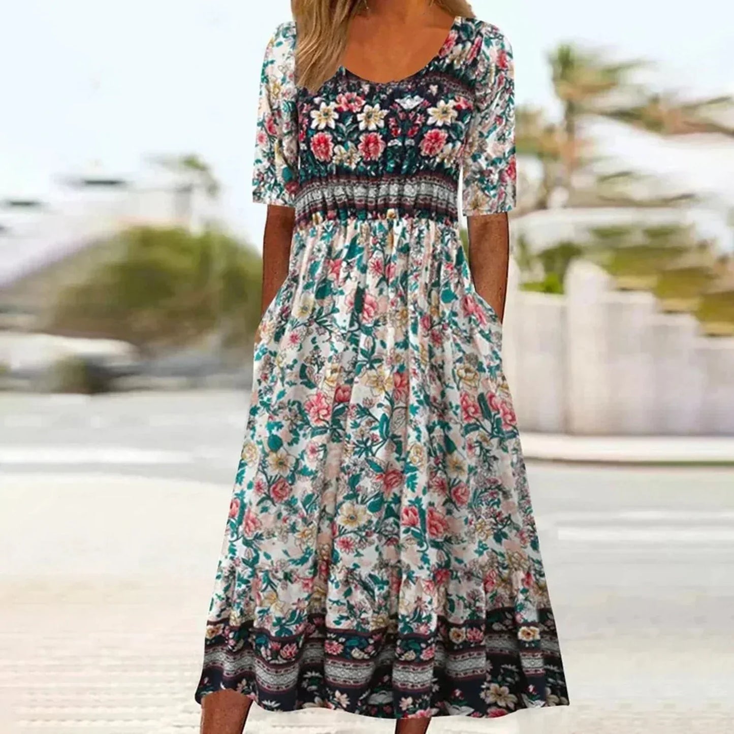 Genevieve | Dress with Bohemian Print and Round Neckline