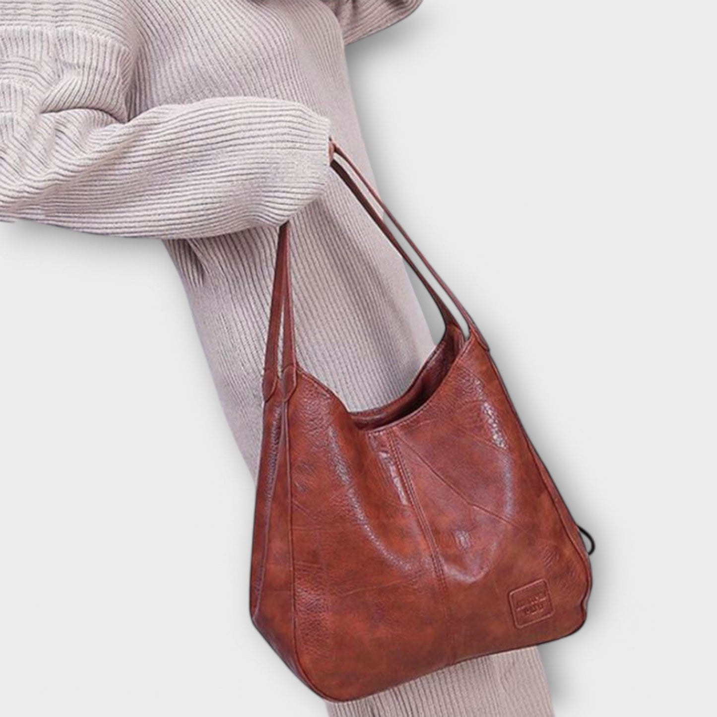 Cecilia | Shoulder Bag with Enduring Design