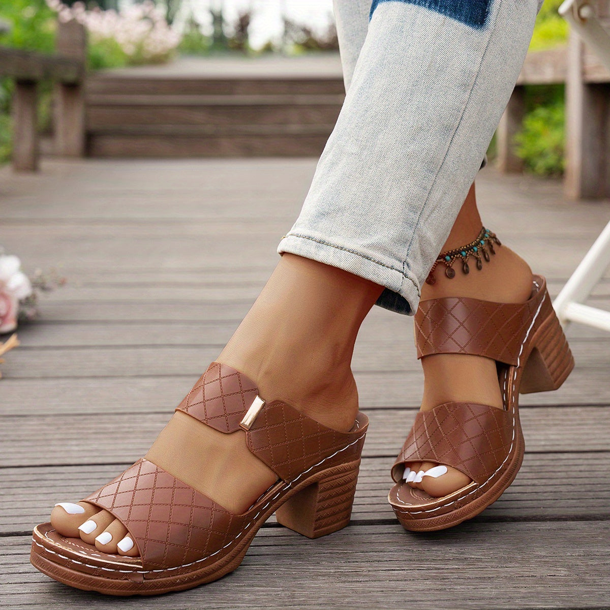 Lucy | Women's Sandals