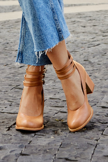 Sharon | Smooth Sandals with Ankle Strap and Thick Heel
