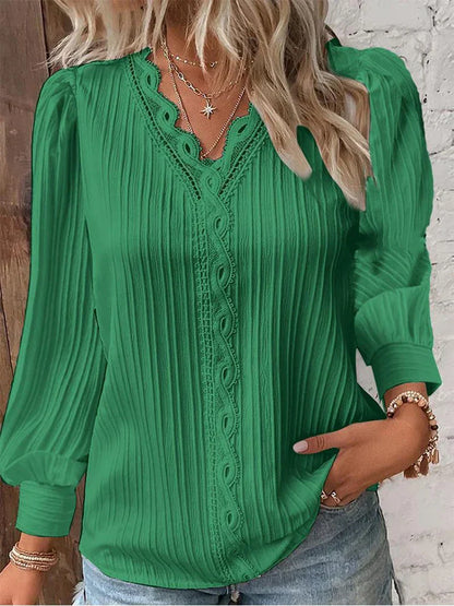 Grace | Blouse with Chiffon and Lace Details