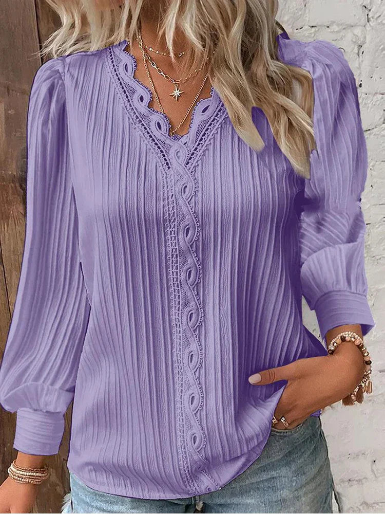 Grace | Blouse with Chiffon and Lace Details