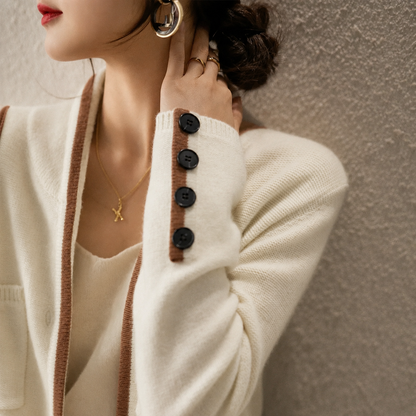 Daniela | Retro Cardigan