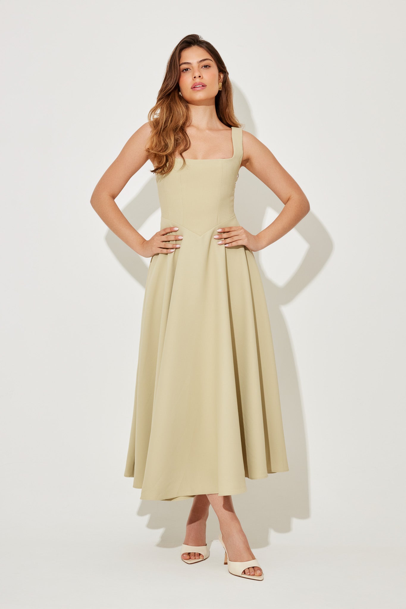 Journee | Timeless Flowy Mid-Length Dress