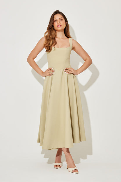 Journee | Timeless Flowy Mid-Length Dress