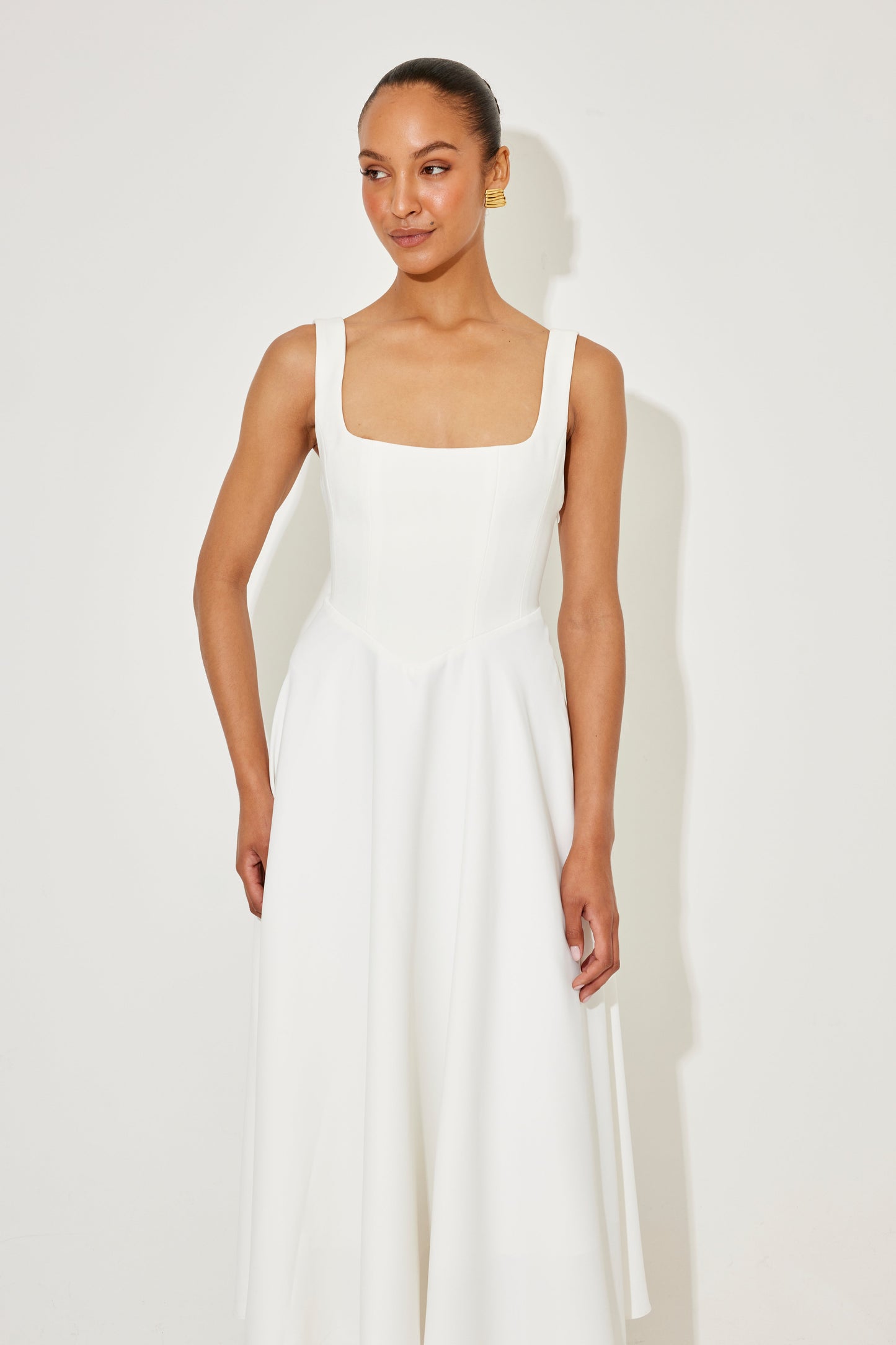 Journee | Timeless Flowy Mid-Length Dress