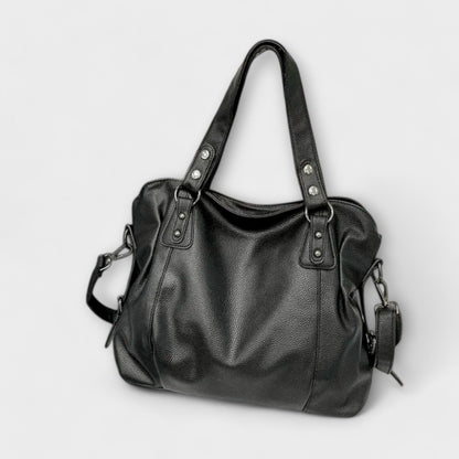 Willow | Shoulder Bag with Sleek Design