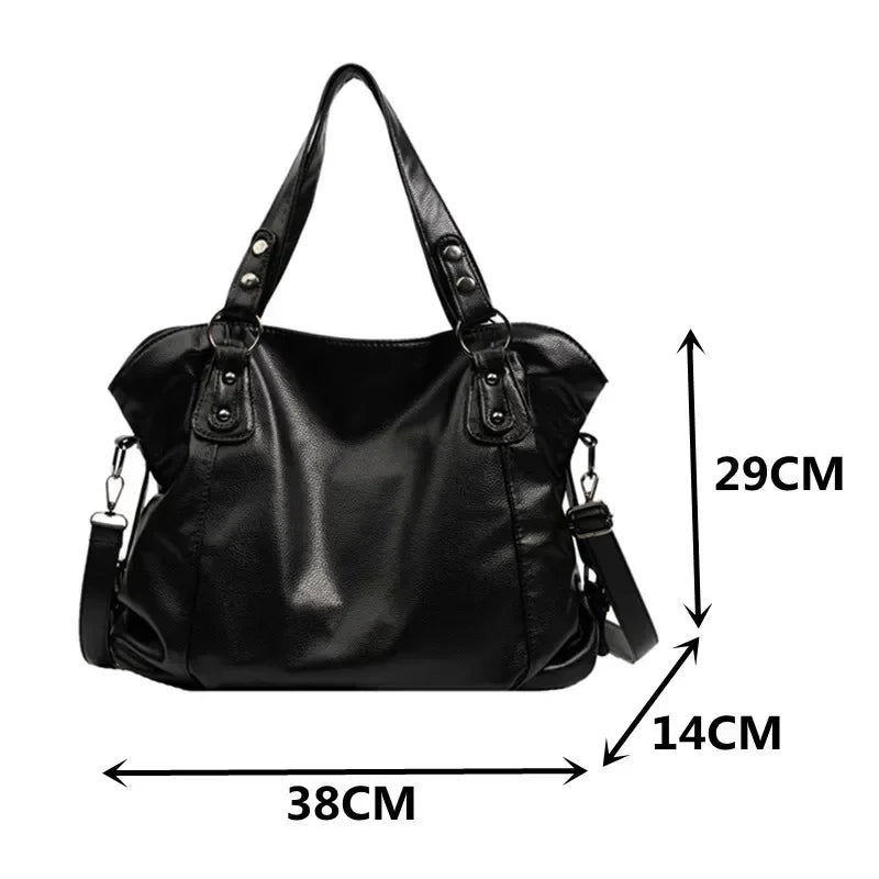 Willow | Shoulder Bag with Sleek Design