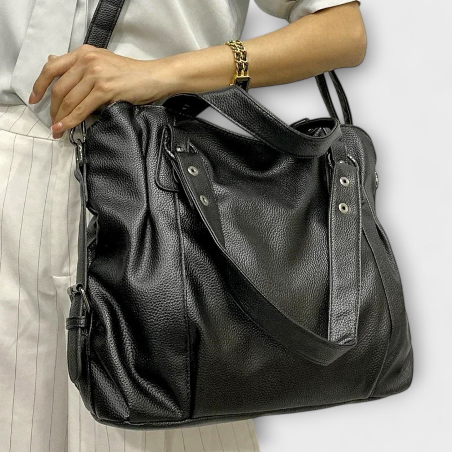 Willow | Shoulder Bag with Sleek Design
