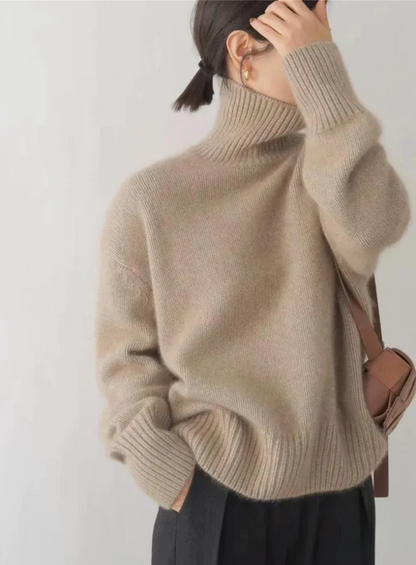 Caroline | Plush Turtleneck Sweater