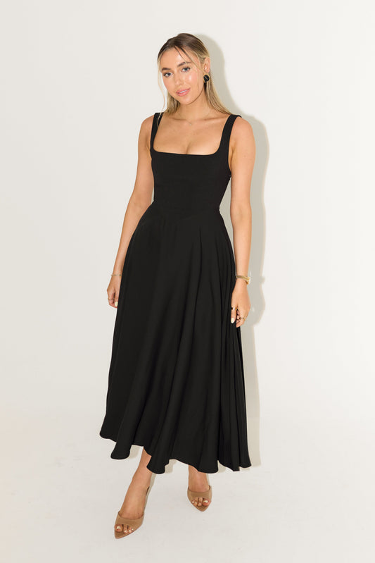 Journee | Timeless Flowy Mid-Length Dress