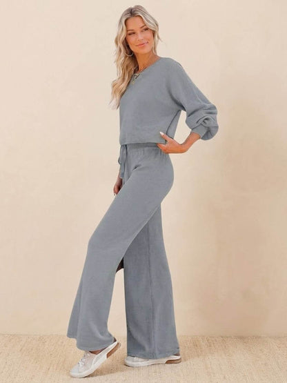 Phoebe | Women's Cropped Sweatshirt and Wide-Leg Pants Lounge Set