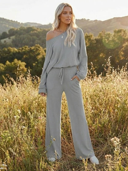 Phoebe | Women's Cropped Sweatshirt and Wide-Leg Pants Lounge Set