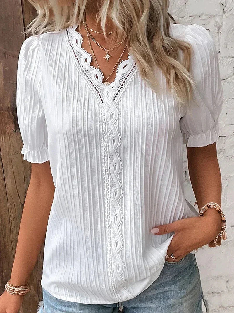 Kayla | Refined Blouse with Enchanting Details