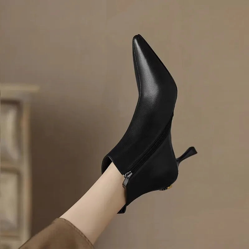 Rose | Premium Kitten Boots