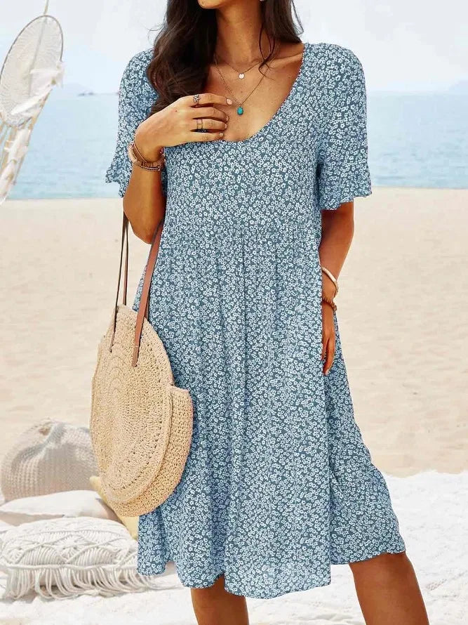 Penelope | Women's Ditsy Floral V-Neck Short-Sleeved Smock Dress