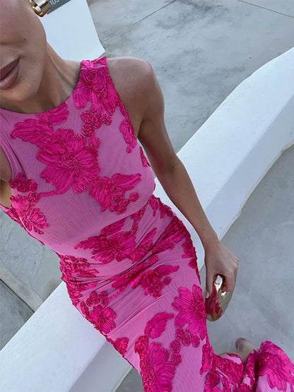 Allison | Refined Maxi Dress with Pink Floral Design