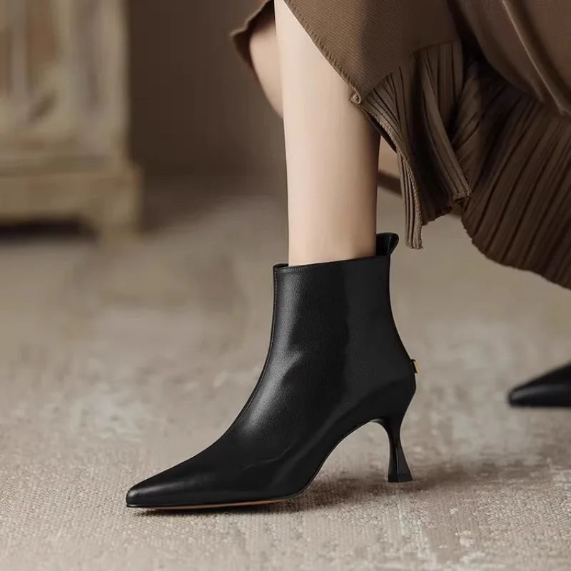 Rose | Premium Kitten Boots