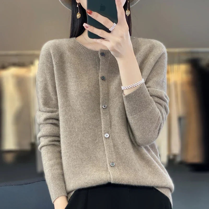 Jessica | Buttoned Cardigan