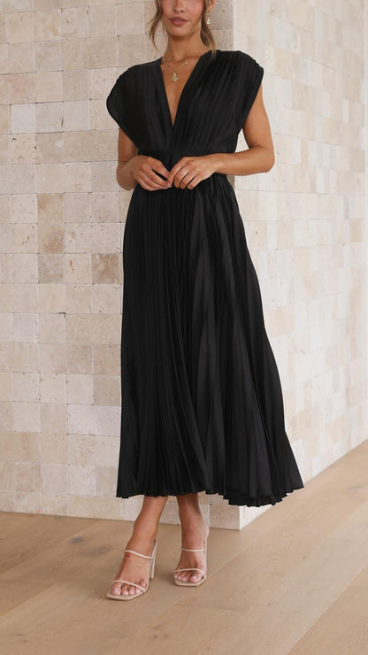 Maya | Refined Pleated Maxi Dress
