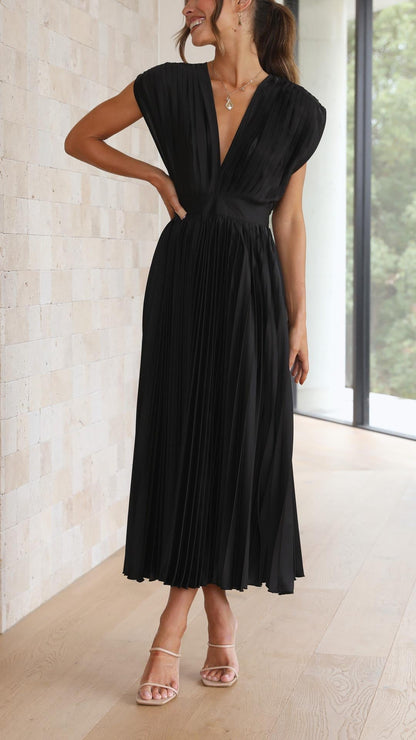 Maya | Refined Pleated Maxi Dress