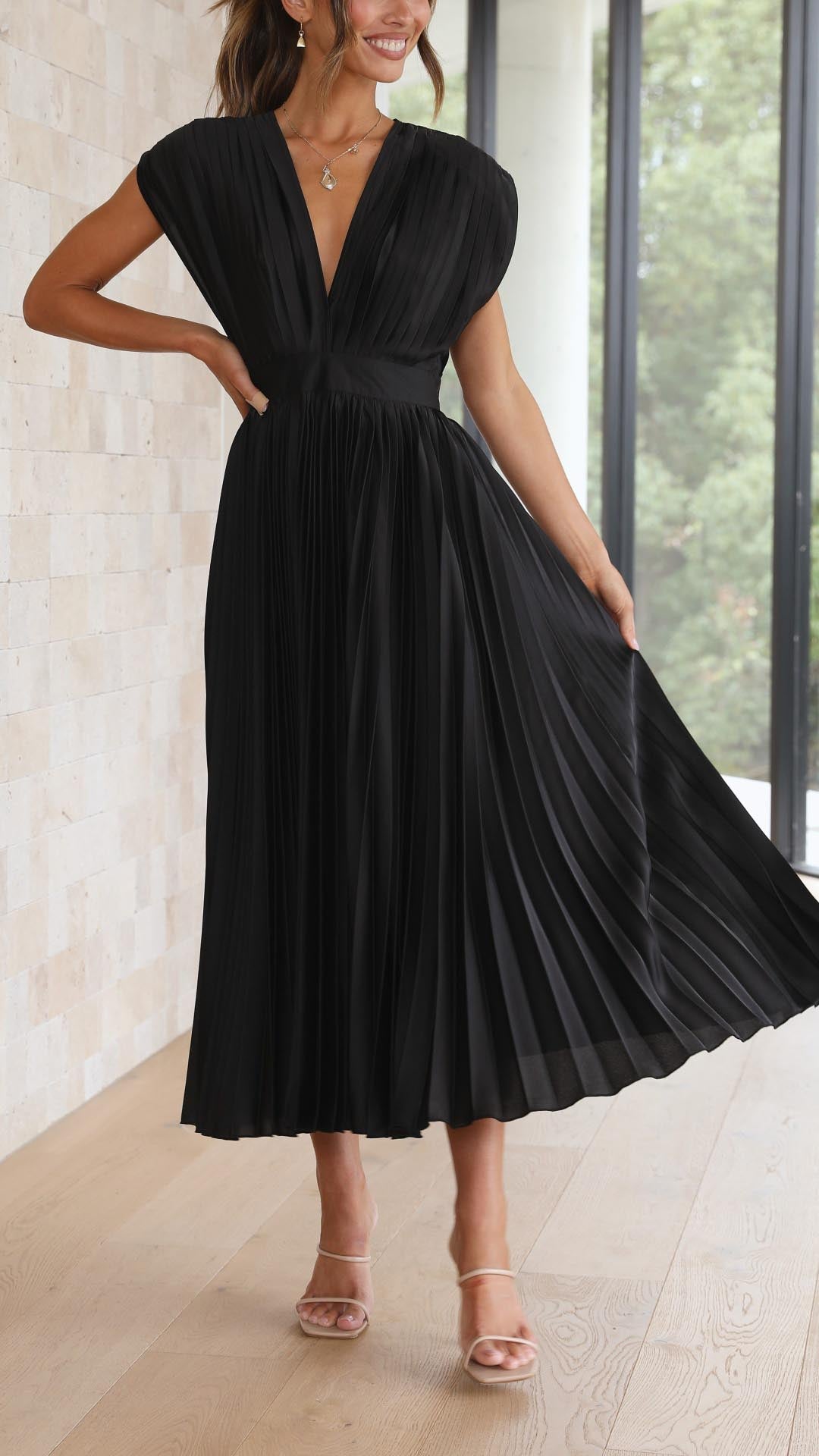 Maya | Refined Pleated Maxi Dress