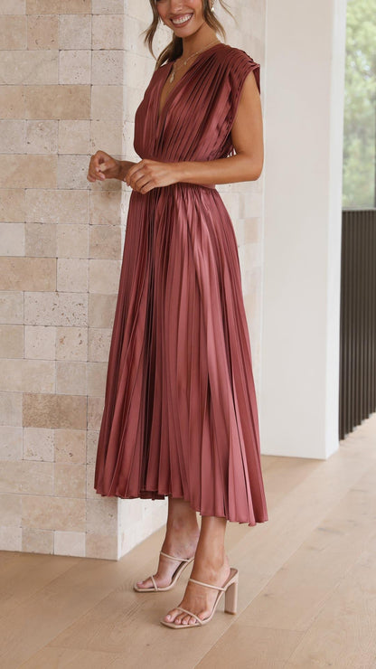 Maya | Refined Pleated Maxi Dress