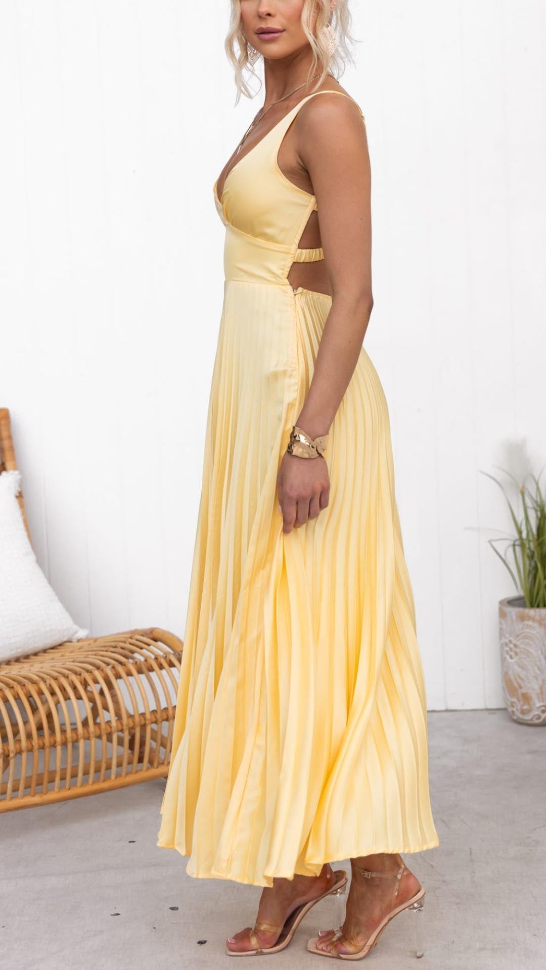 Eliana | Pleated V-Neck Maxi Dress