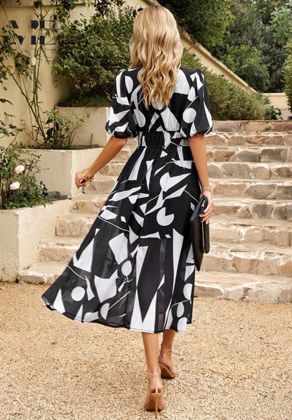 Kinsley | Refined Floral Dress