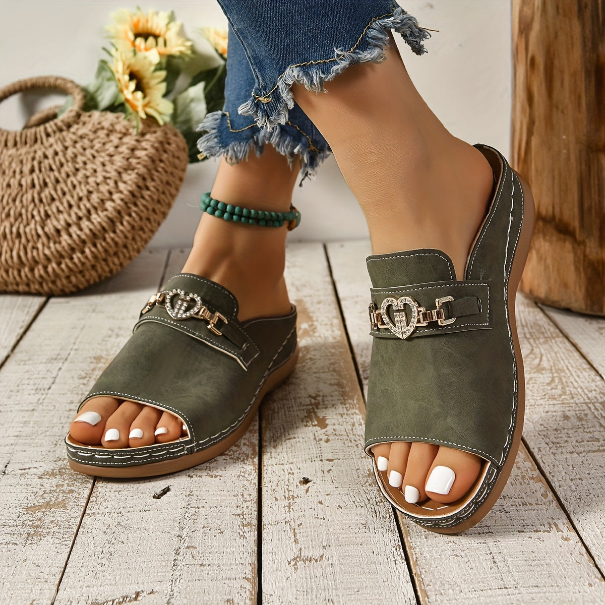 Jade | Women's Flat Adjustable Sandals