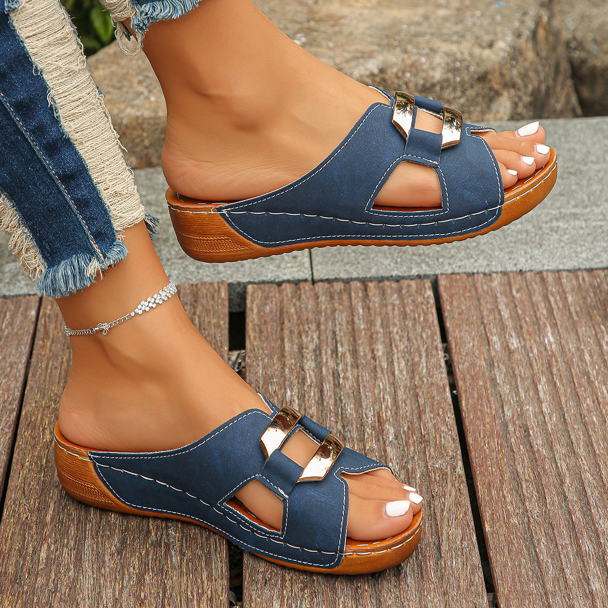Laila | Women's Cushioned Adjustable Buckle Sandals