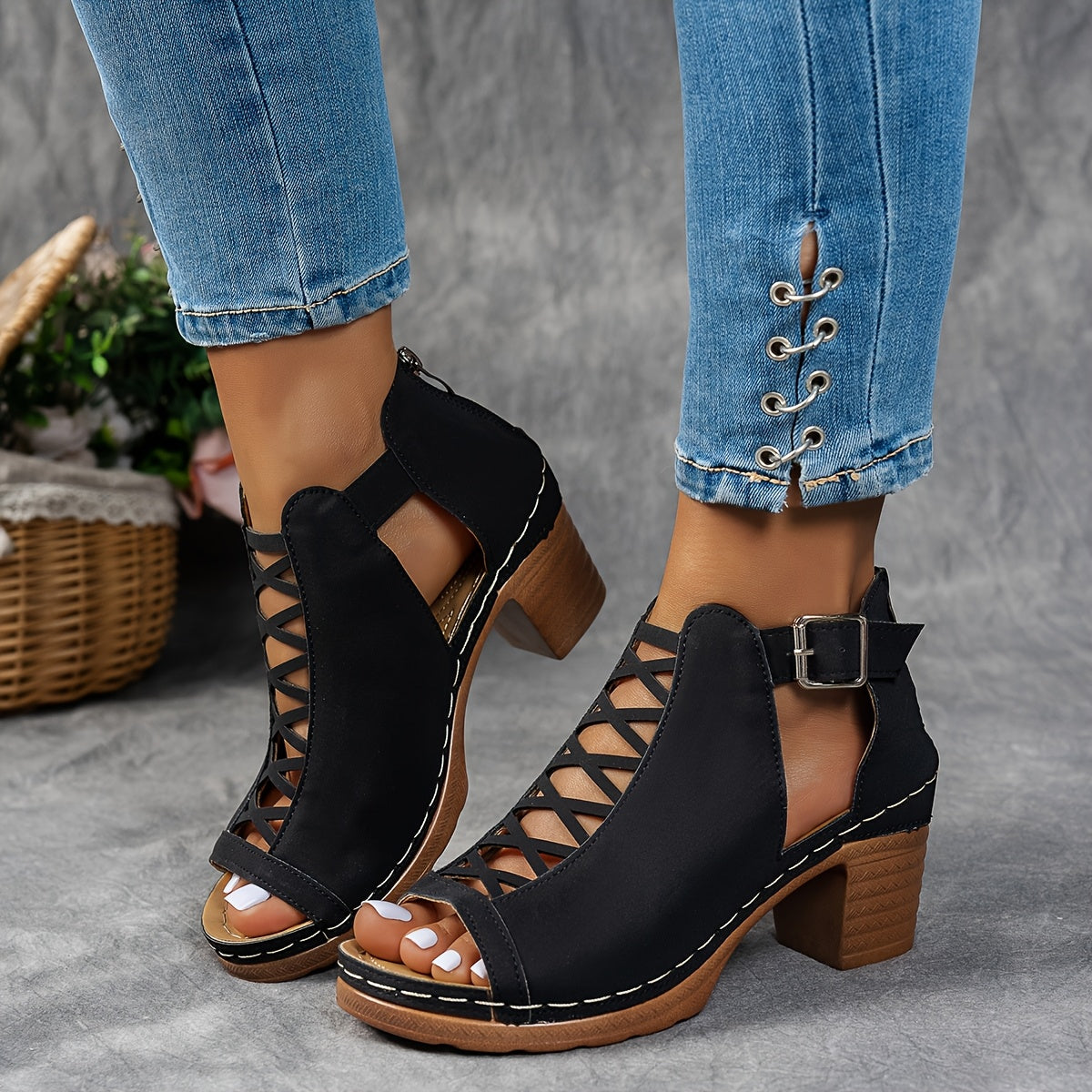 Adriana | Women's Cushioned Adjustable Sandals
