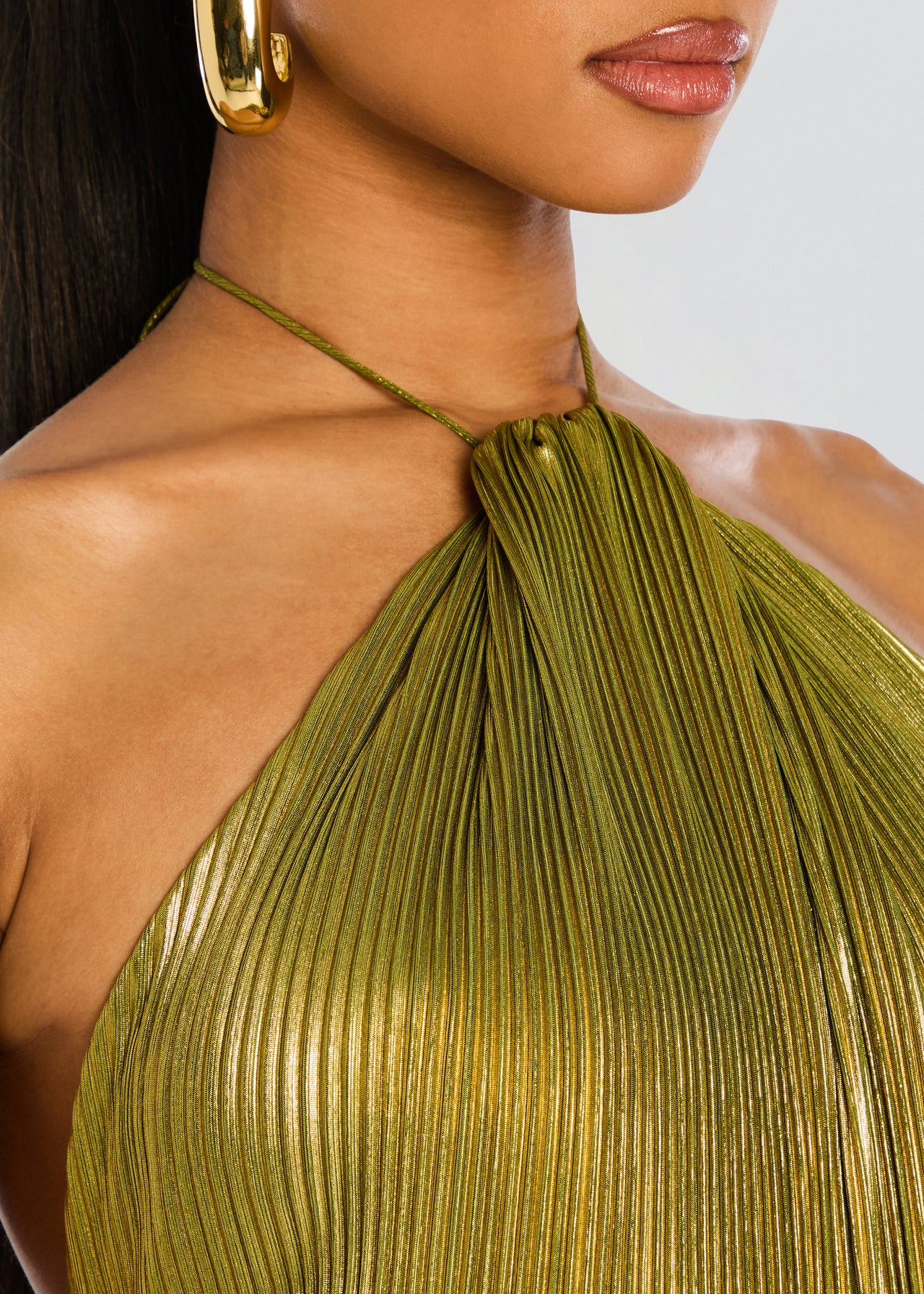 Aria | Long dress with a sensual cut and luxurious finish