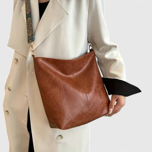 Nadia | Shoulder Bag with Distinctive Character