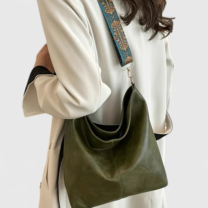 Nadia | Shoulder Bag with Distinctive Character