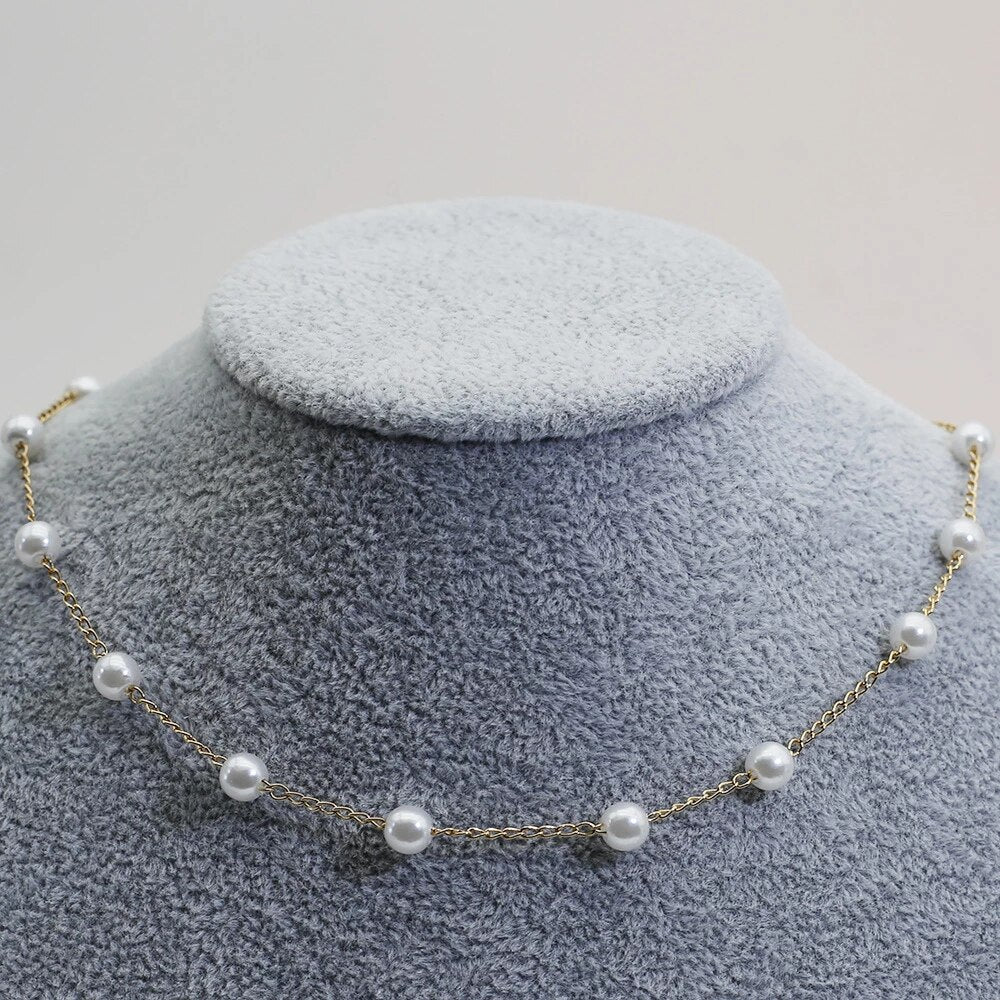 Cheryl | Gold Pearl Necklace