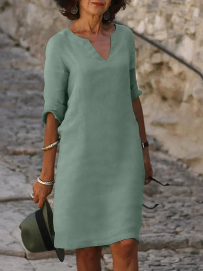 Bella | Refined Dress with V-Neck