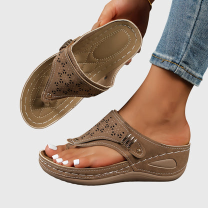 Reagan | Women's Platform Ankle Strap Sandals