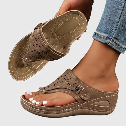 Reagan | Women's Platform Ankle Strap Sandals