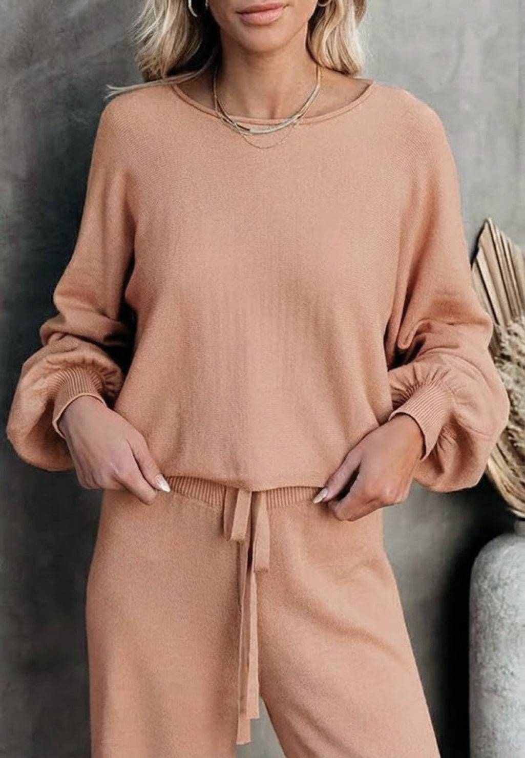 Phoebe | Women's Cropped Sweatshirt and Wide-Leg Pants Lounge Set